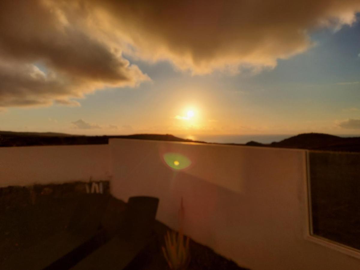 Lanzarote Ocean Loft B Appartamento Tinajo Esterno foto